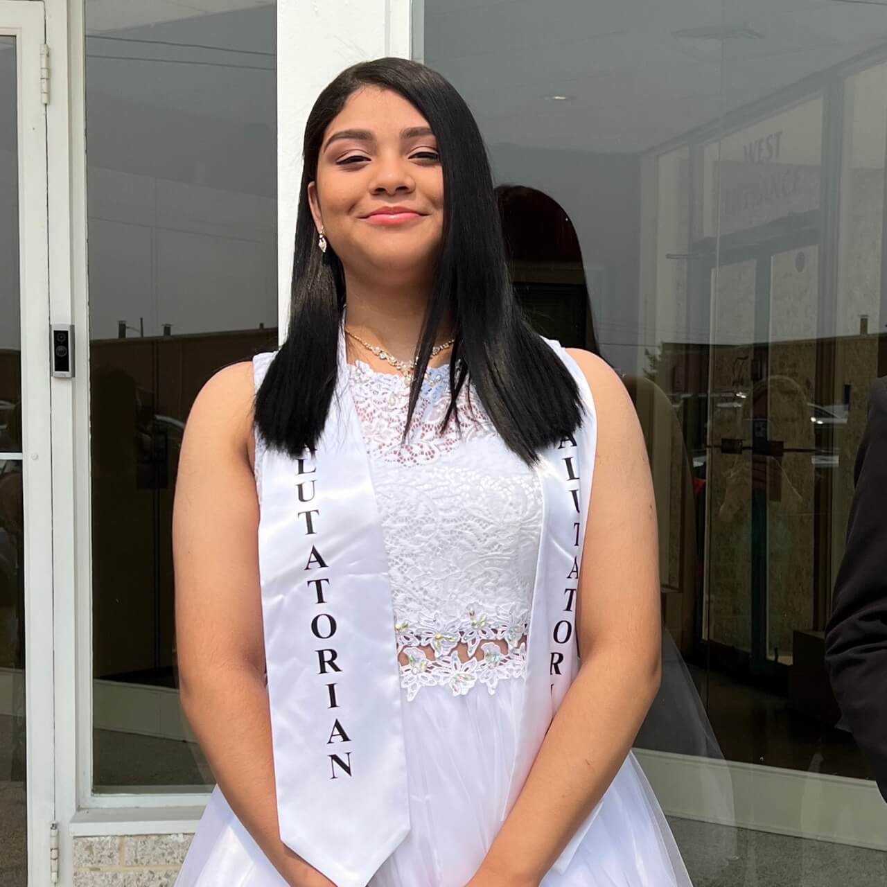 Angie Navarro-Rojas Angie Navarro-Rojas